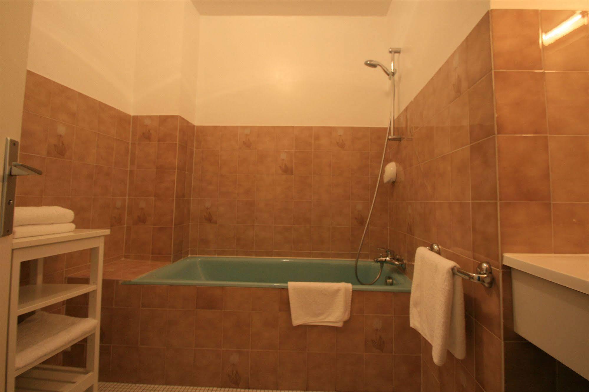 Auberge Du Cabestan Hotel Audierne Dış mekan fotoğraf